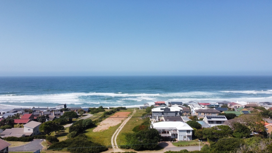 3 Bedroom Property for Sale in Pienaarstrand Western Cape